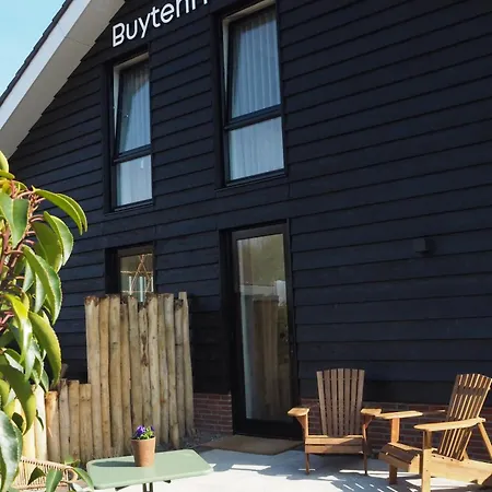 Hoeve Buytenhout * Delft