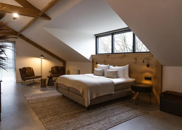 Hoeve Buytenhout * Delft